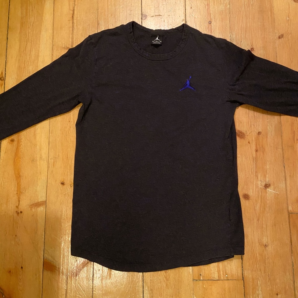 Jordan Long-sleeve